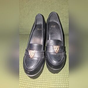 Elegant Black Loafers with Gold Accent